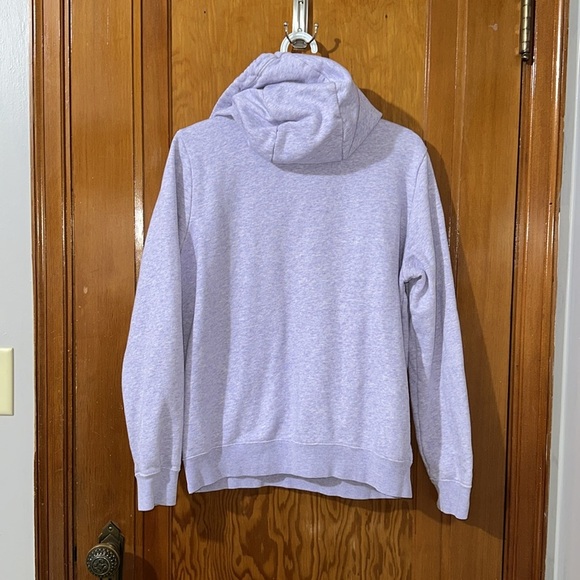 Women’s Nikes, lavender sweatshirt, size medium. - Picture 4 of 7